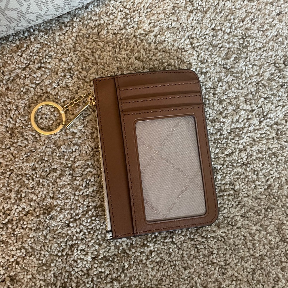 Micheal Kors Emilia Tote and Wallet - Picture 7 of 8